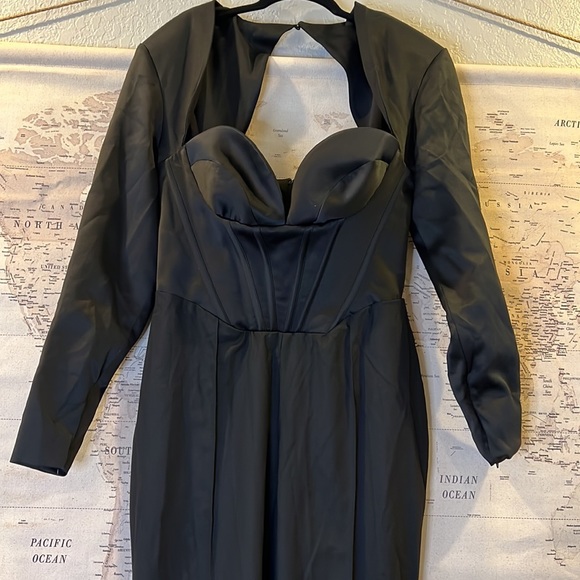 House of CB ‘Zoey’ Black Satin Corset Jumpsuit NWOT - Picture 5 of 7